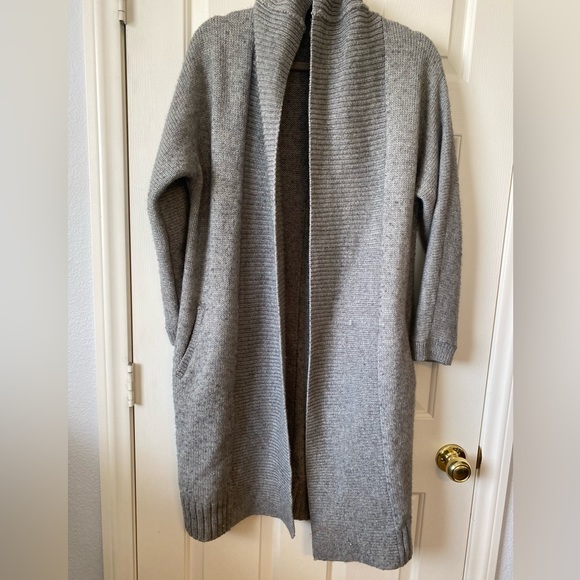 GAP Cardigan size S - Picture 9 of 12